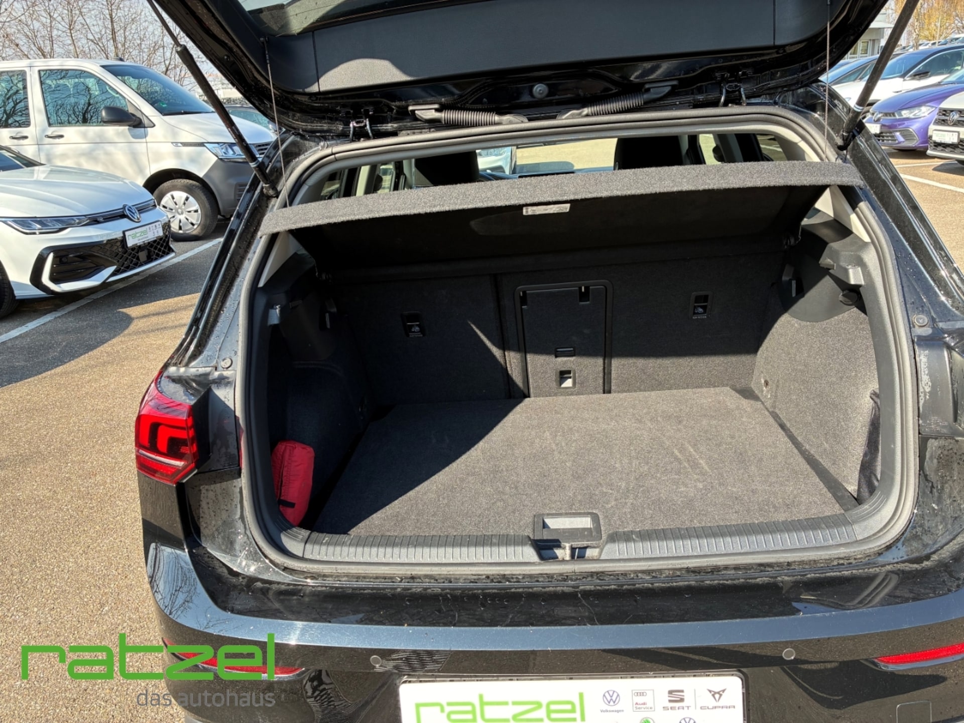 Volkswagen Golf Life