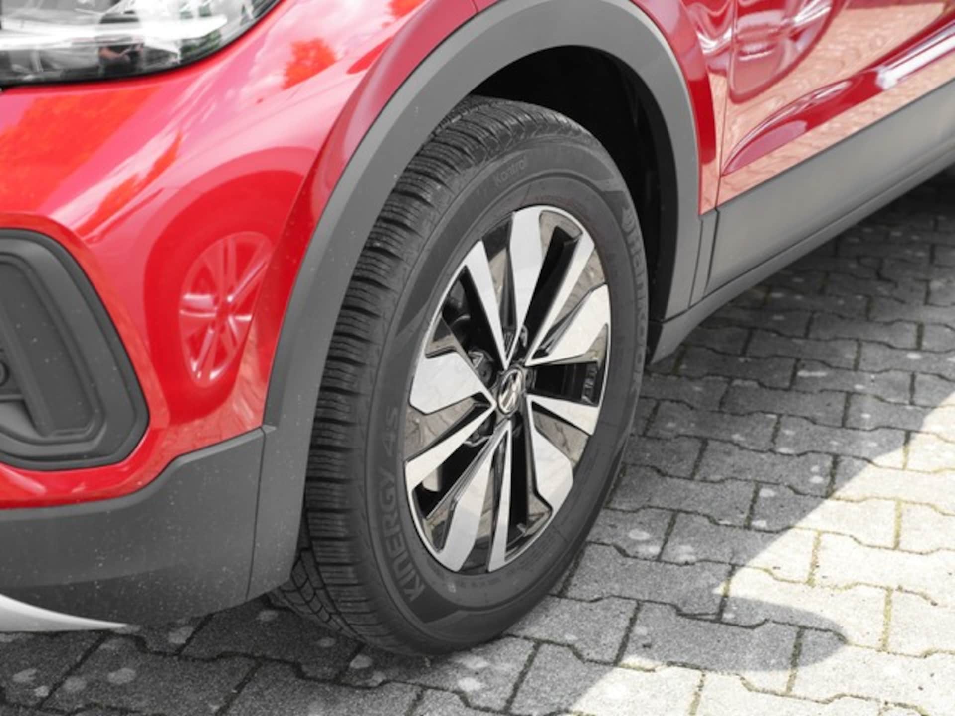 Volkswagen T-Cross Life