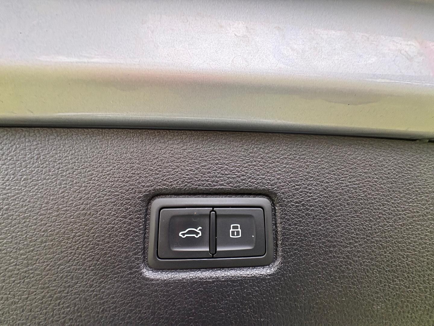 Image about Audi Q7 50 TDI quattro tiptronic