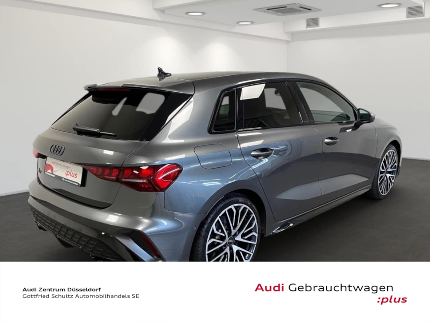 Bild über Audi S3 Sportback TFSI quattro S tronic - für weitere Informationen kontaktieren Sie den Audi Partner