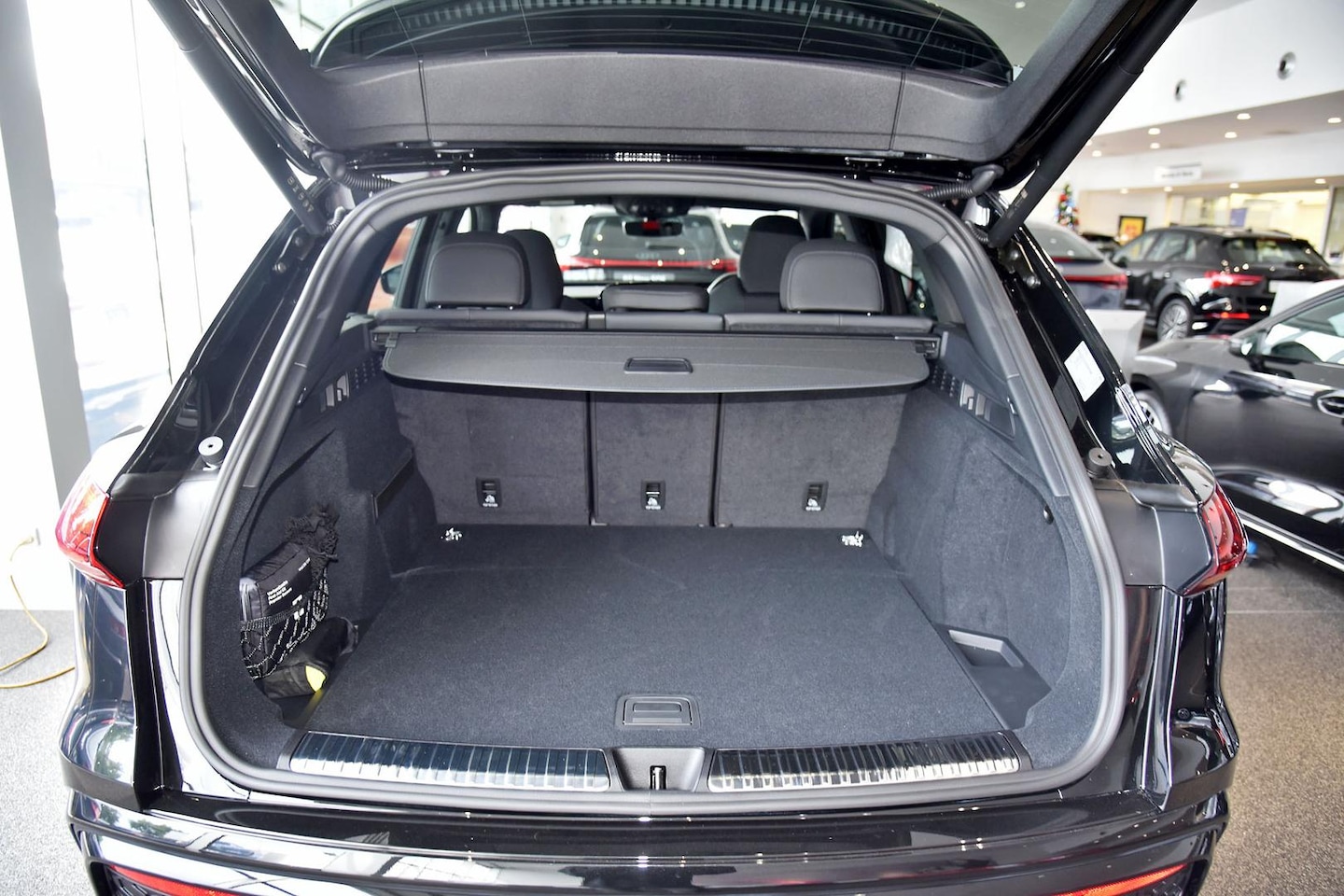 Image about Audi Q5 SUV TDI quattro 150 kW sport