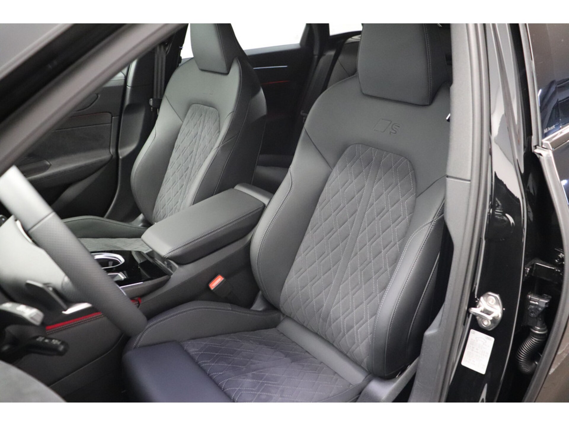 Audi A6 Avant edition one