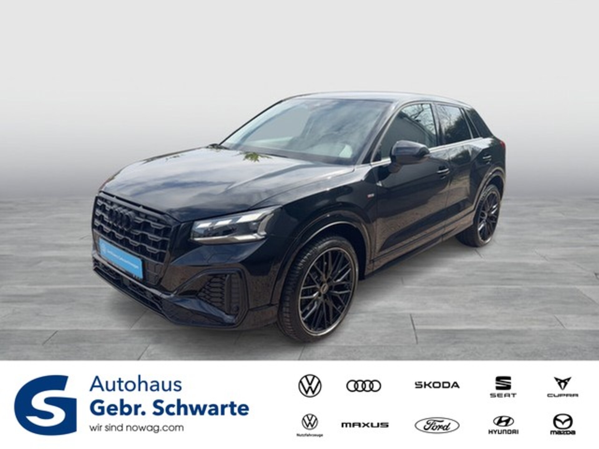 Audi Q2 — Audi Q2 S line 30 TFSI 81 kW (110 PS) Schaltgetriebe Q2 30 TFSI S line Matrix Optik schwarz Navi