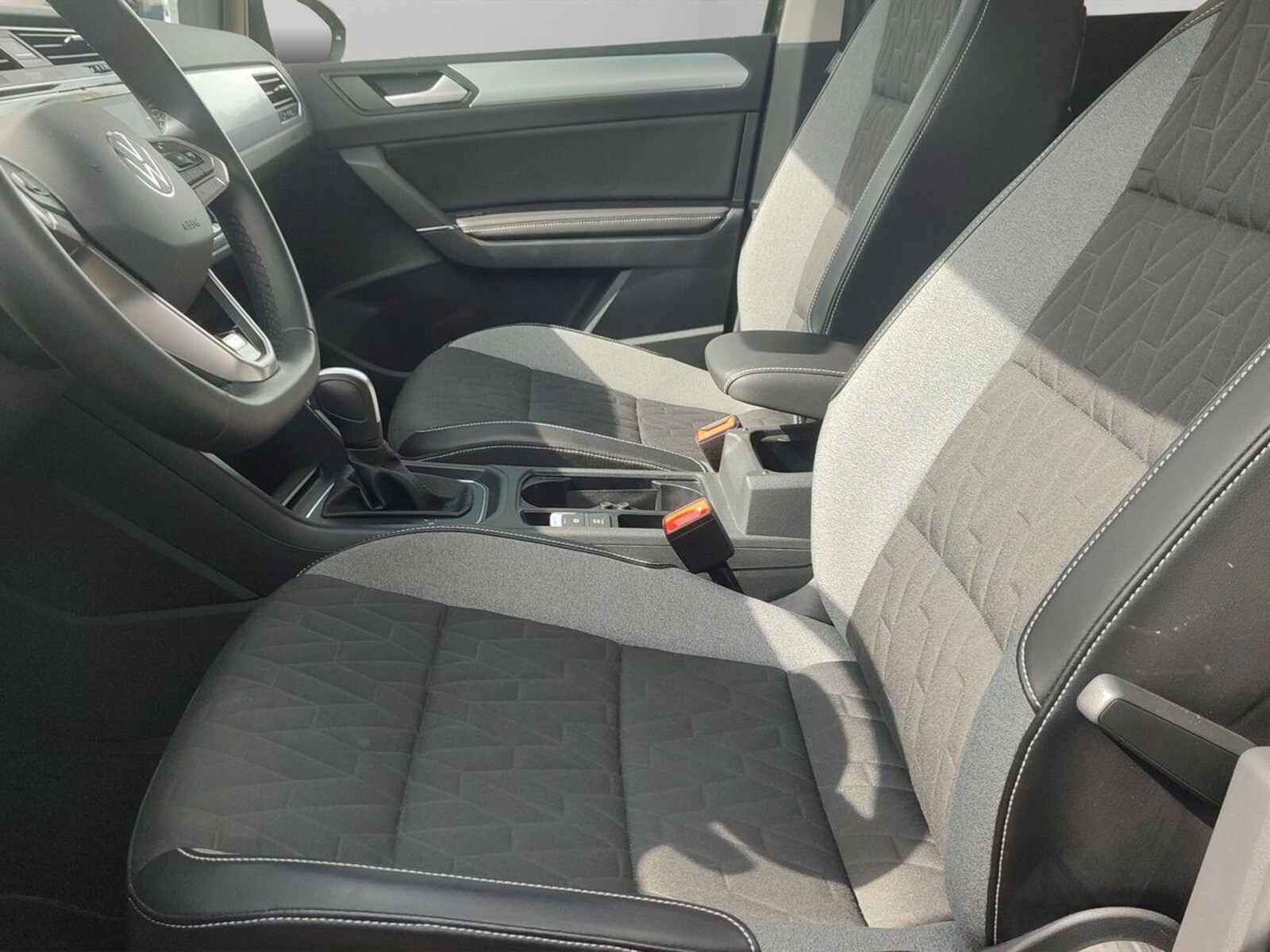 Volkswagen Touran – Bild 9