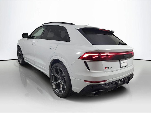 2026 Audi RS Q8 SUV performance