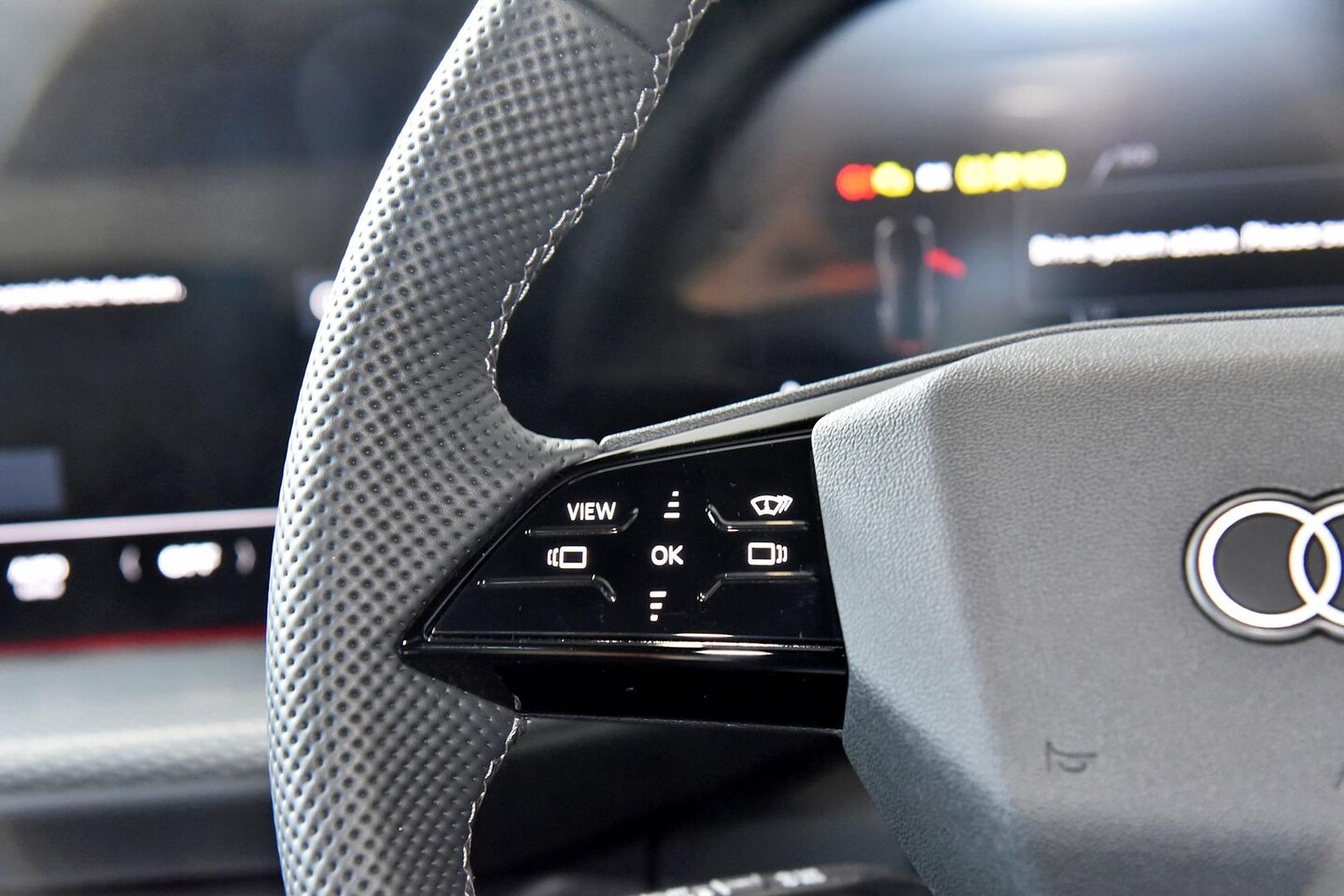Image about Audi Q5 SUV TDI quattro 150 kW sport