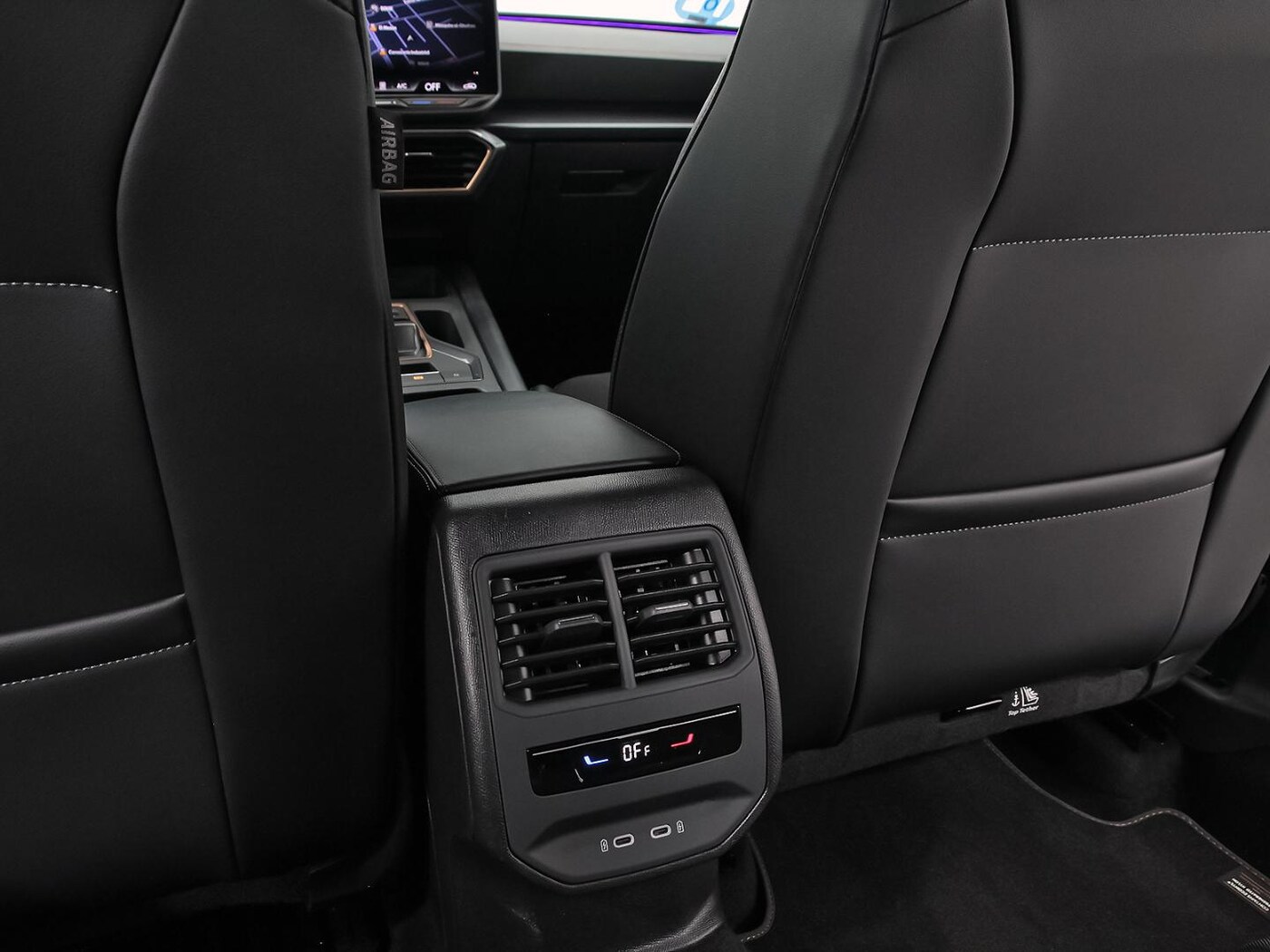 CUPRA Leon León 1.5 TSI e-Hybrid DSG 150 kW (204 CV) — photo 36
