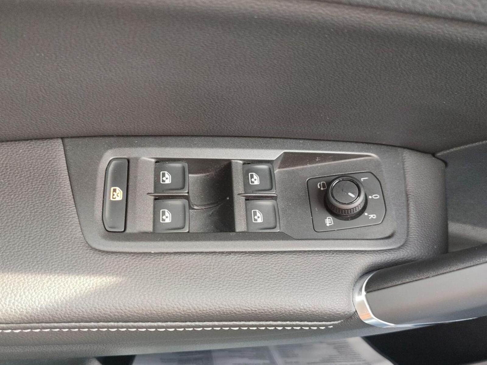 Volkswagen Touran – Bild 12