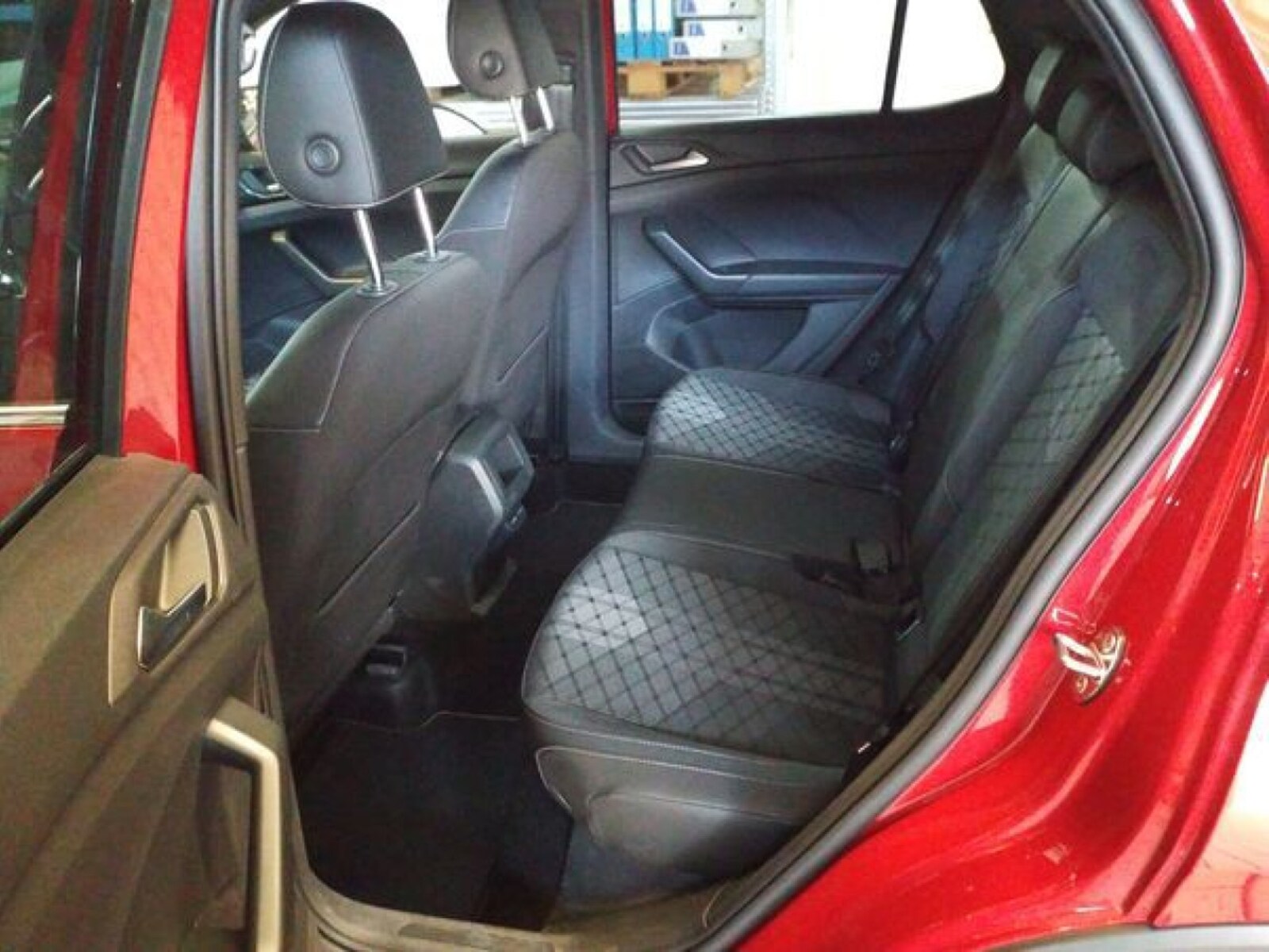 Volkswagen T-Cross – Bild 10