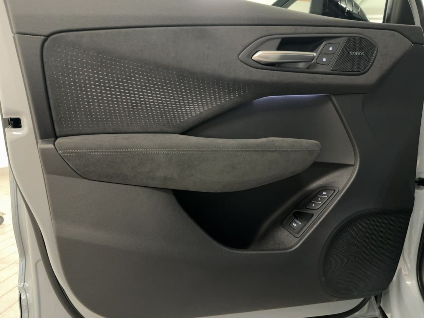 Bild über Audi Q3 SUV TFSI quattro 195 kW S tronic - für weitere Informationen kontaktieren Sie den Audi Partner