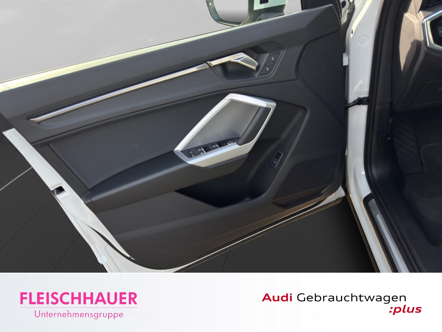 Bild über Audi Q3 TFSI 110 kW S tronic - für weitere Informationen kontaktieren Sie den Audi Partner