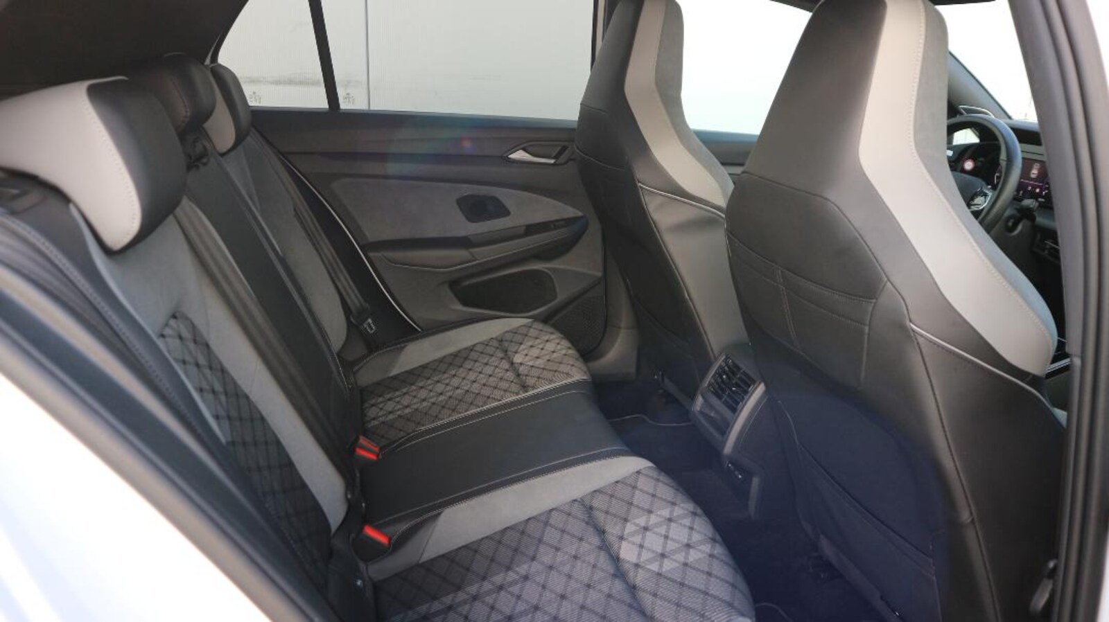 Volkswagen Golf – Bild 8