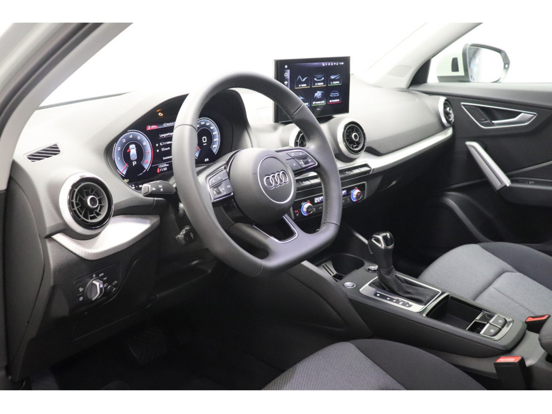 Audi Q2 S line