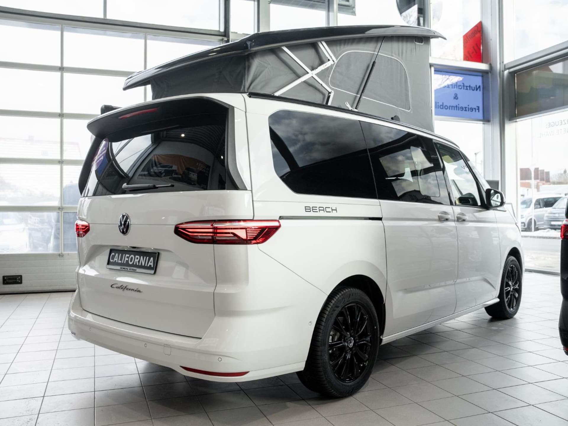 Volkswagen California Beach Camper