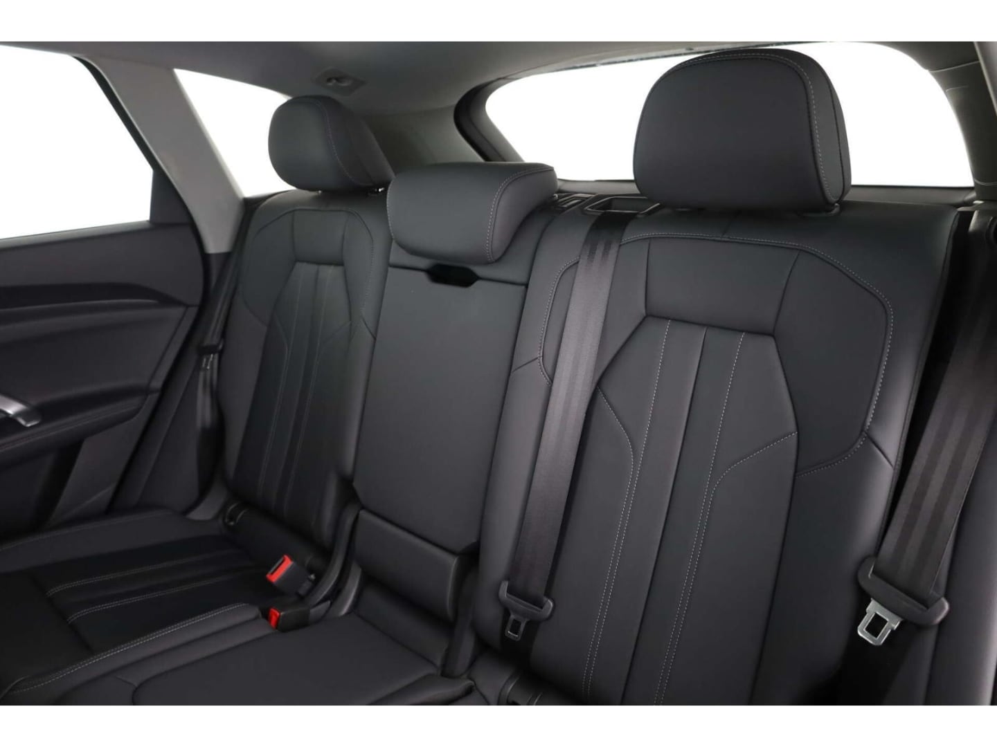 Bild über Audi Q5 SUV TFSI quattro 150 kW S tronic - für weitere Informationen kontaktieren Sie den Audi Partner