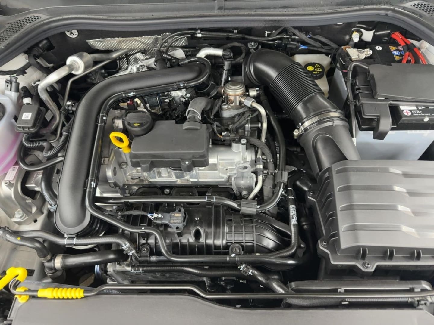Bild über Audi A1 Sportback 30 TFSI S tronic - für weitere Informationen kontaktieren Sie den Audi Partner