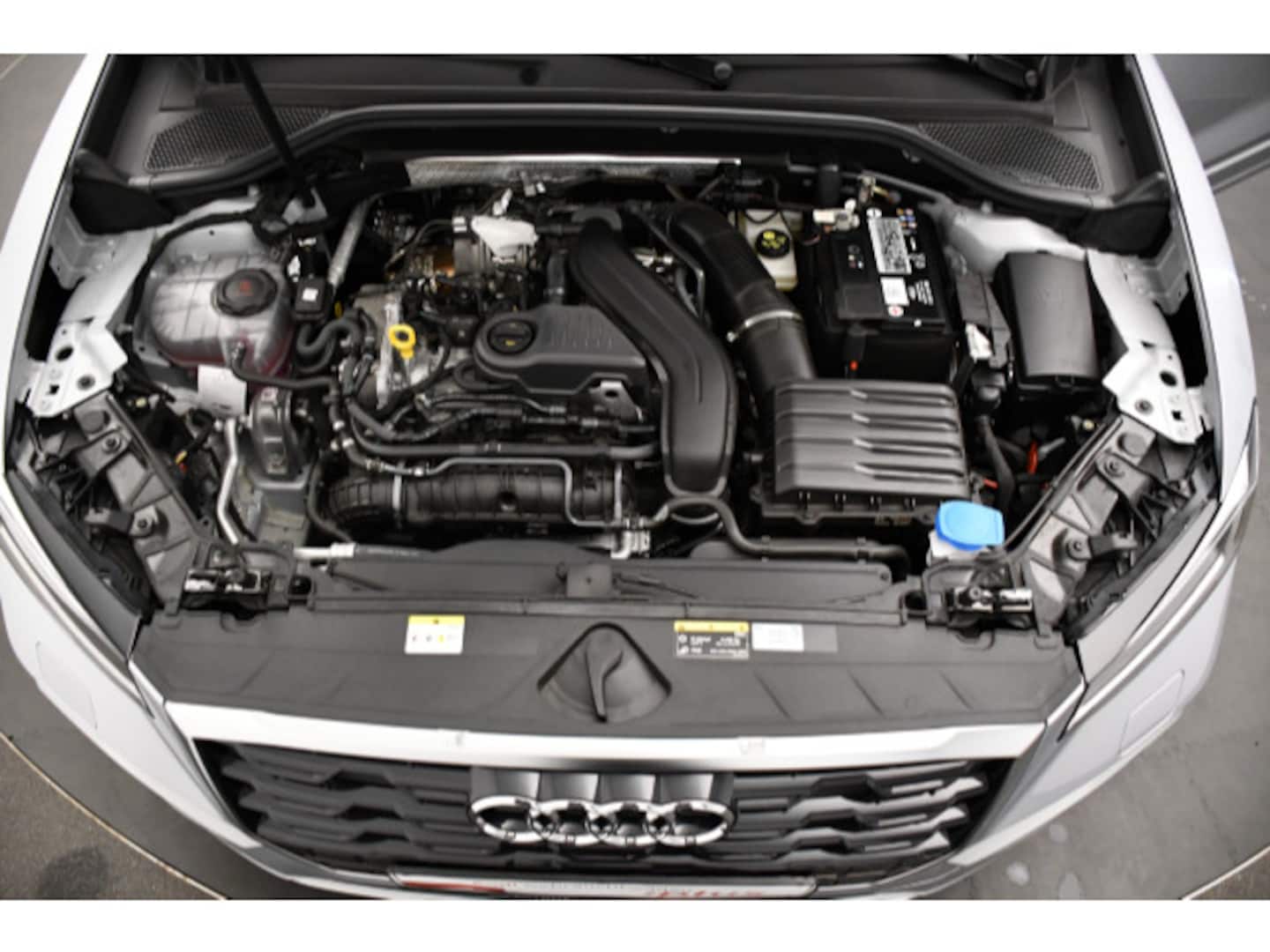 Bild über Audi Q2 advanced 35 TFSI S tronic - für weitere Informationen kontaktieren Sie den Audi Partner
