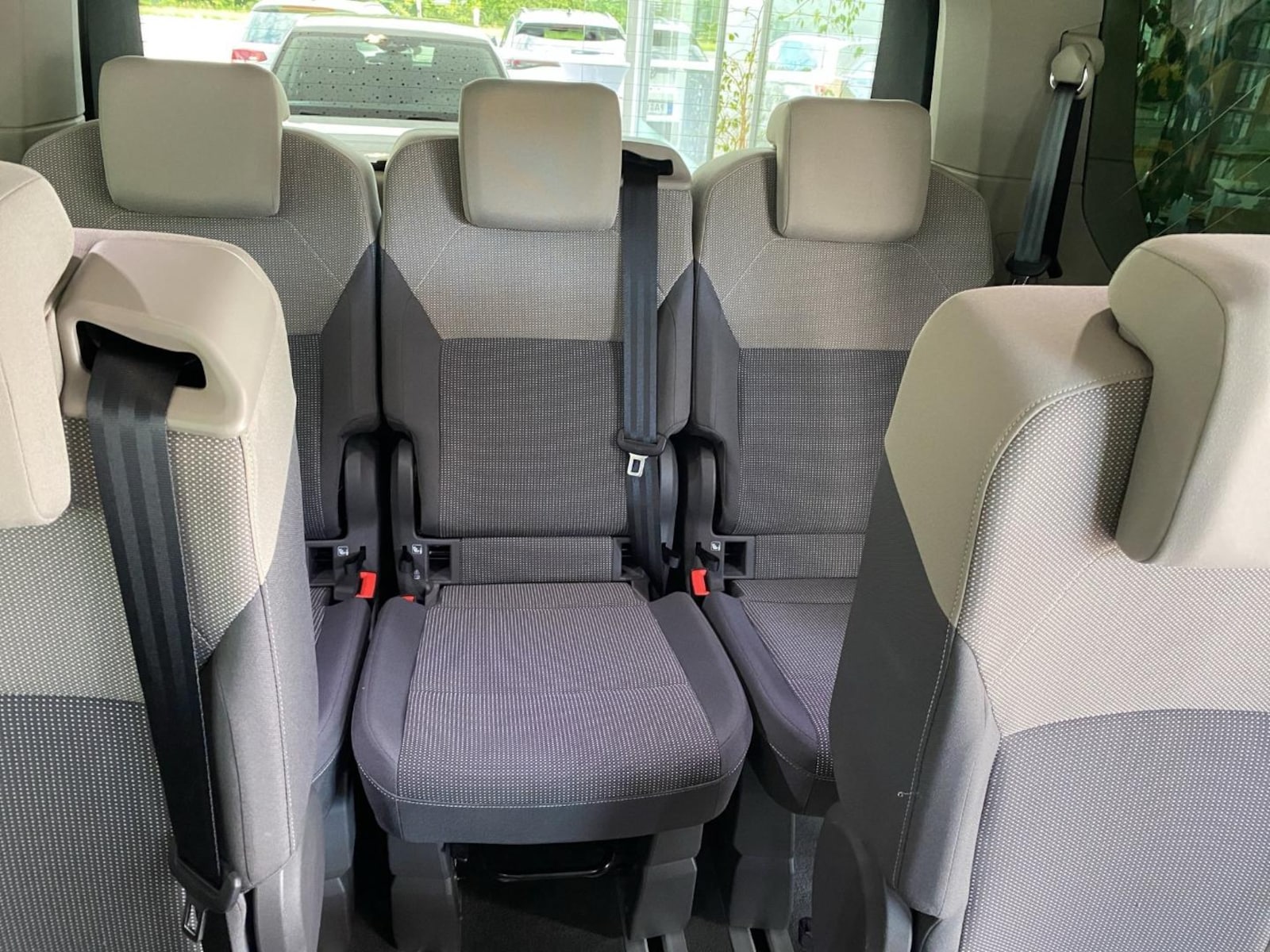 Volkswagen Multivan – Bild 21