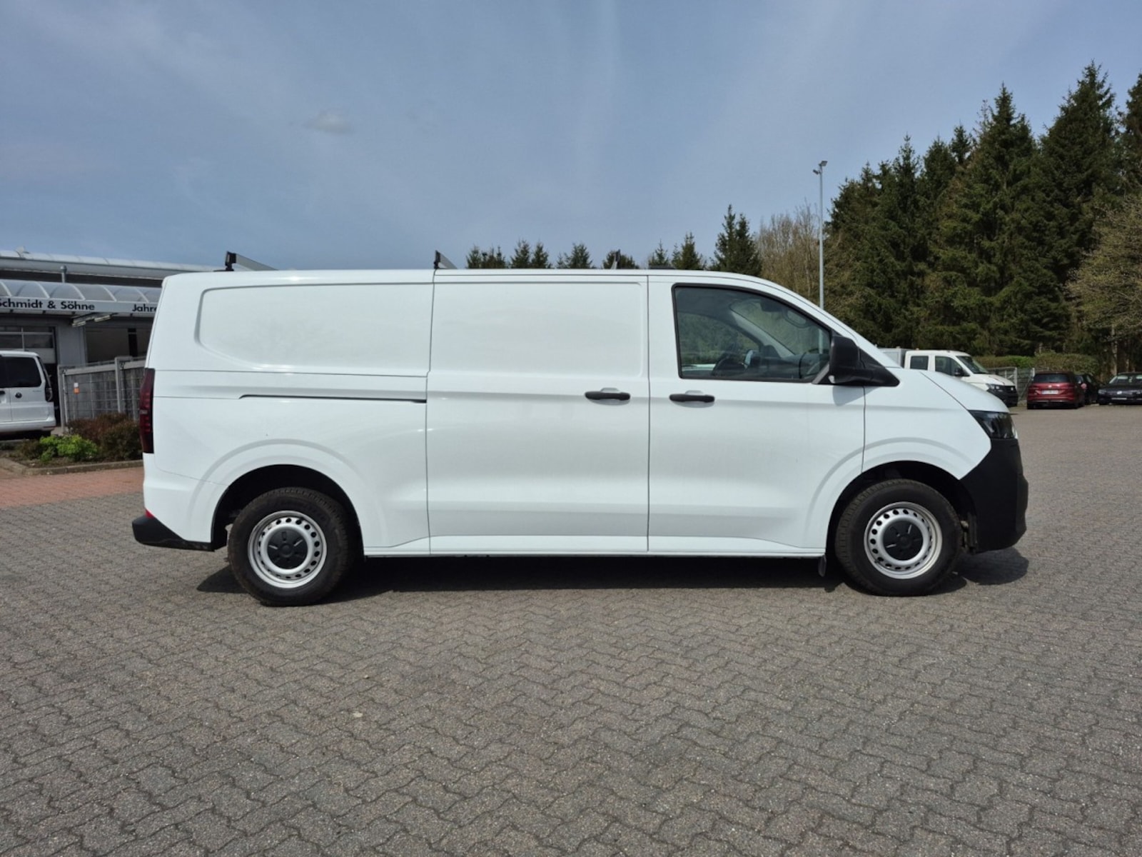 Volkswagen Transporter Kasten langer Radstand – Bild 3