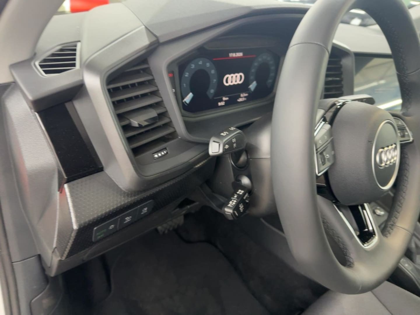 Bild über Audi A1 Sportback 30 TFSI S tronic - für weitere Informationen kontaktieren Sie den Audi Partner