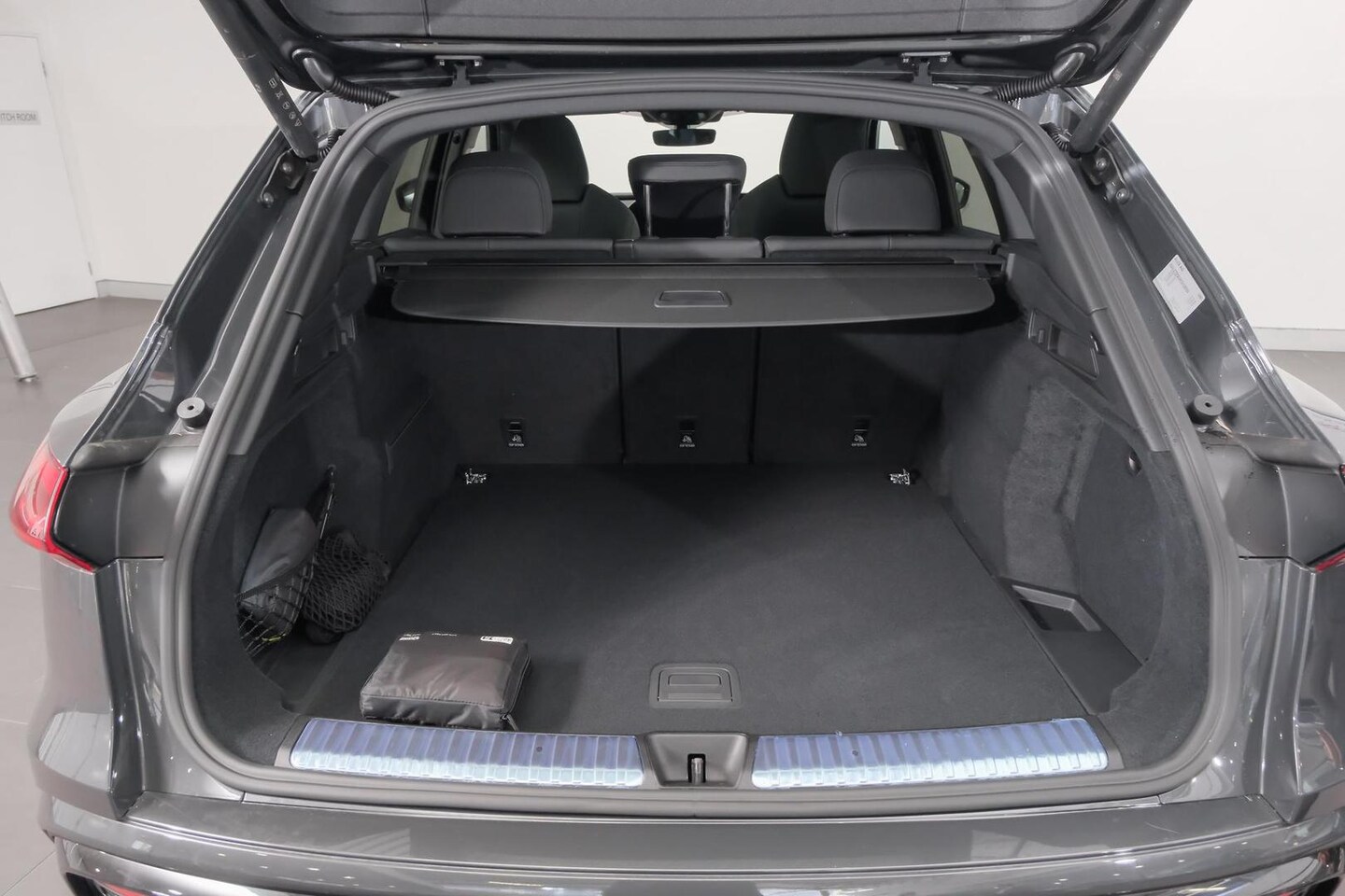 Image about Audi Q5 SUV TFSI quattro 200 kW sport