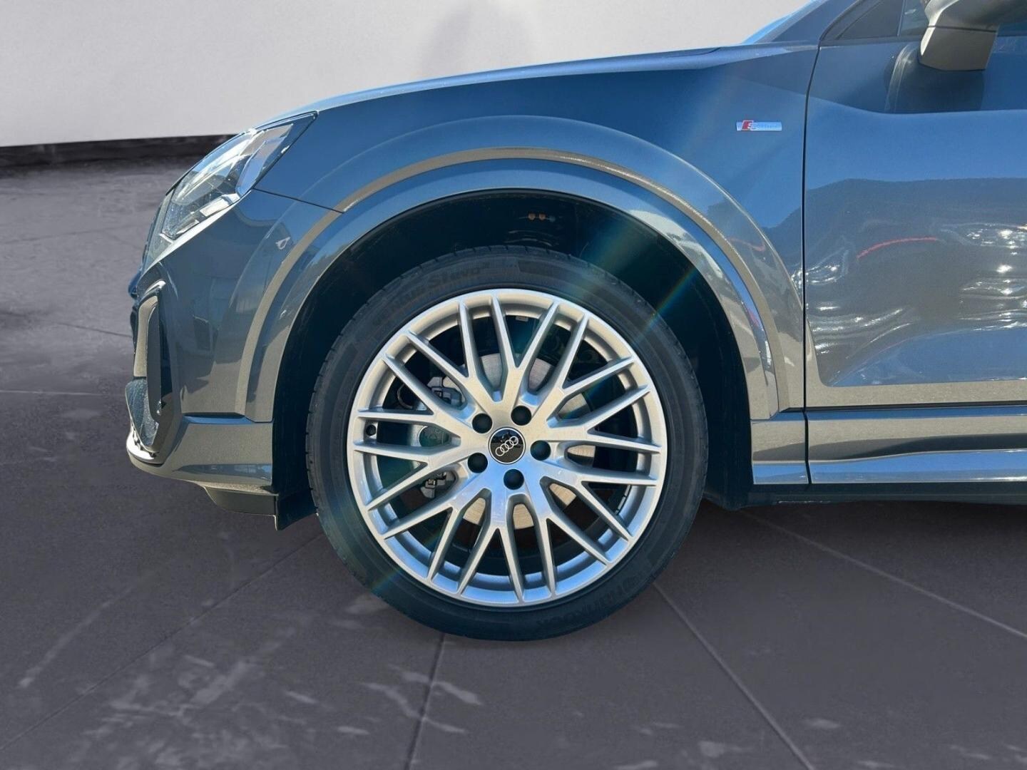 Bild über Audi Q2 S line 35 TFSI S tronic - für weitere Informationen kontaktieren Sie den Audi Partner