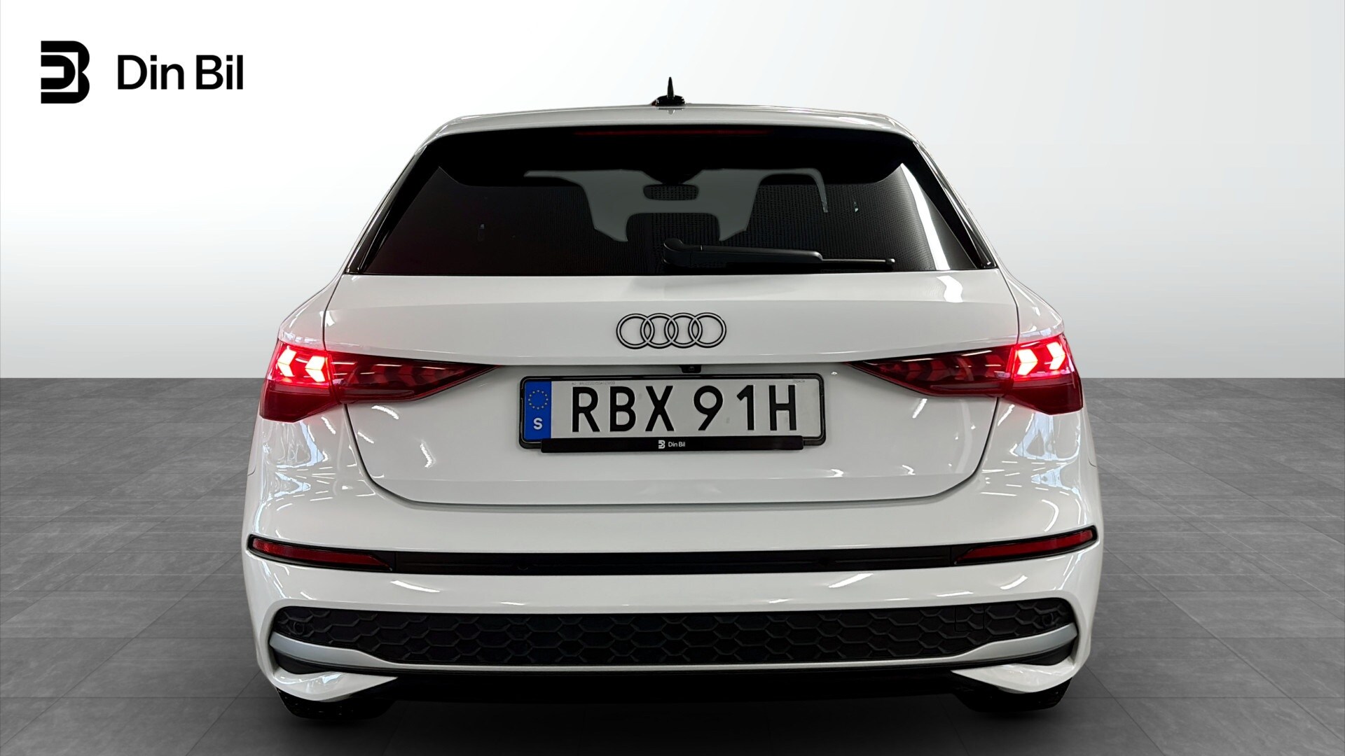 Bild som visar&nbsp;Audi A3 Sportback&nbsp;A3 Sportback 35 TFSI Proline advanced 150 hk S tronic - för mer information kontakta din Audi Partner