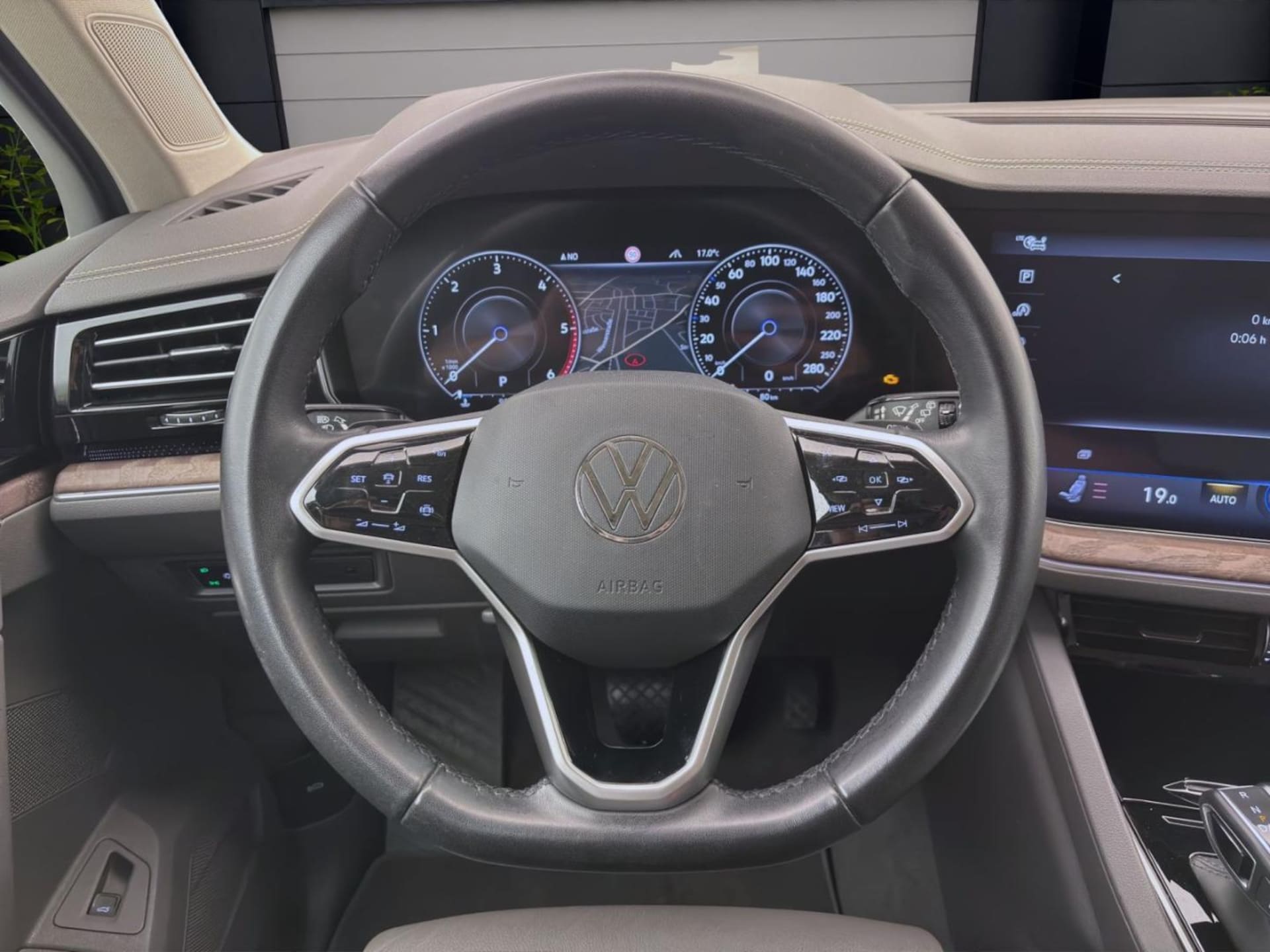 Volkswagen Touareg Atmosphere