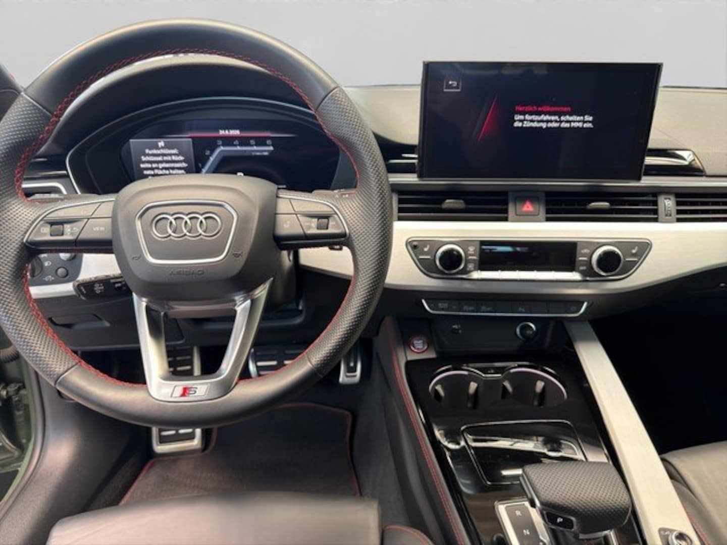 Bild über - für weitere Informationen kontaktieren Sie den Audi Partner