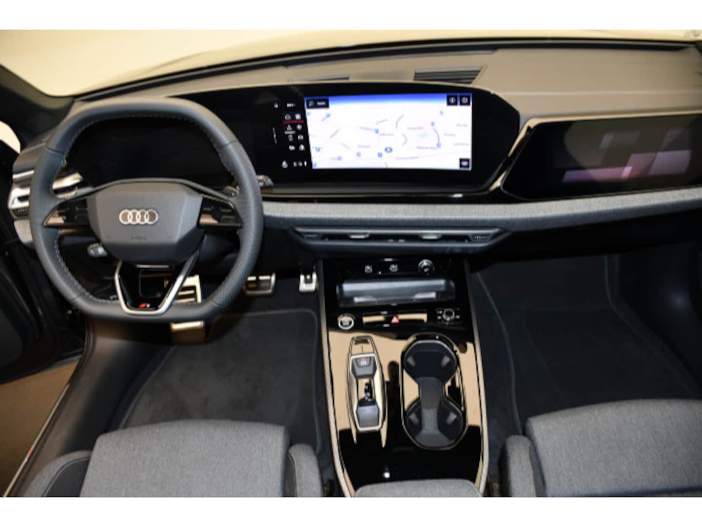 Bild über Audi A5 Avant TDI 150 kW S tronic - für weitere Informationen kontaktieren Sie den Audi Partner
