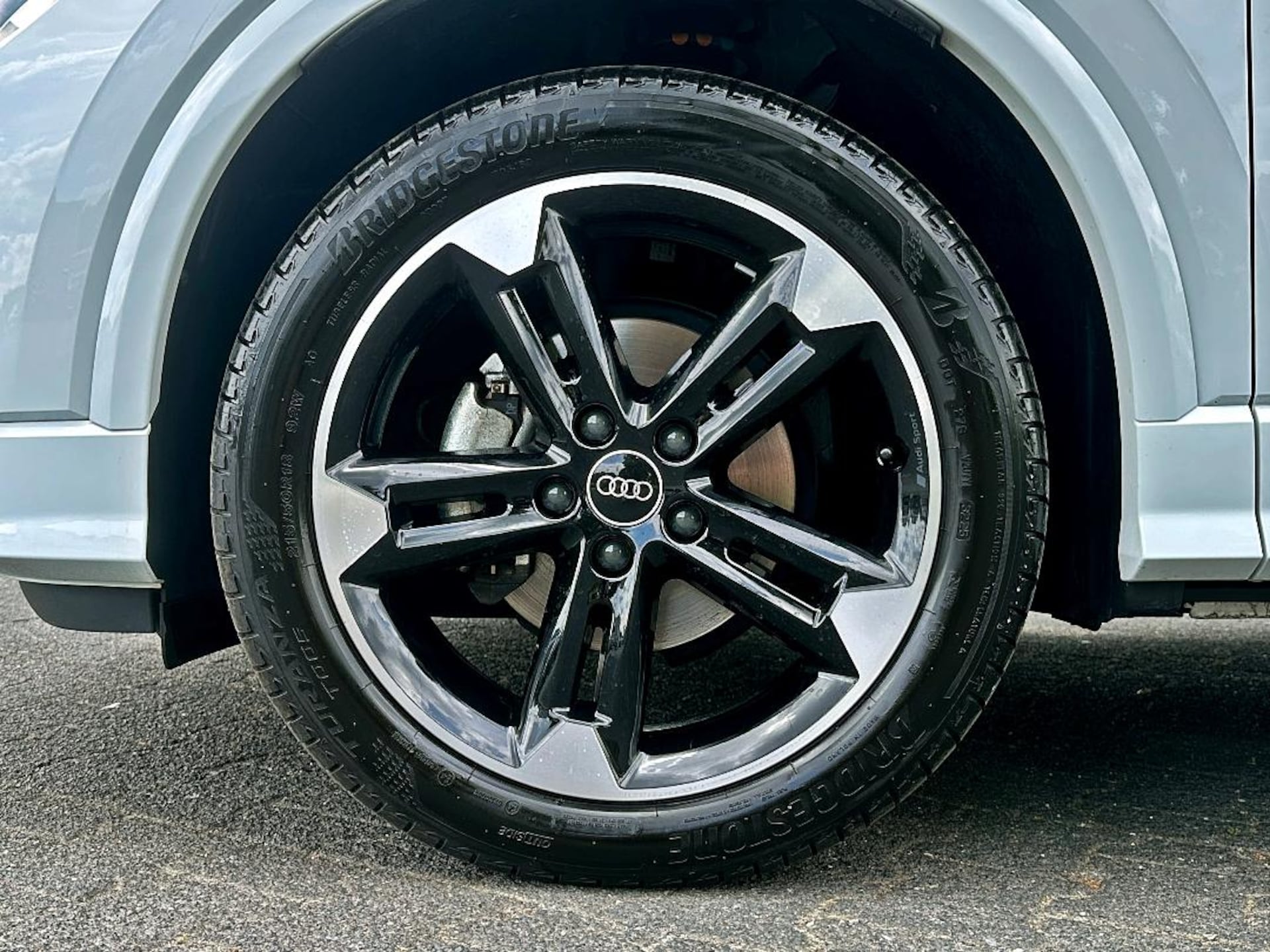 Audi Q2 S line