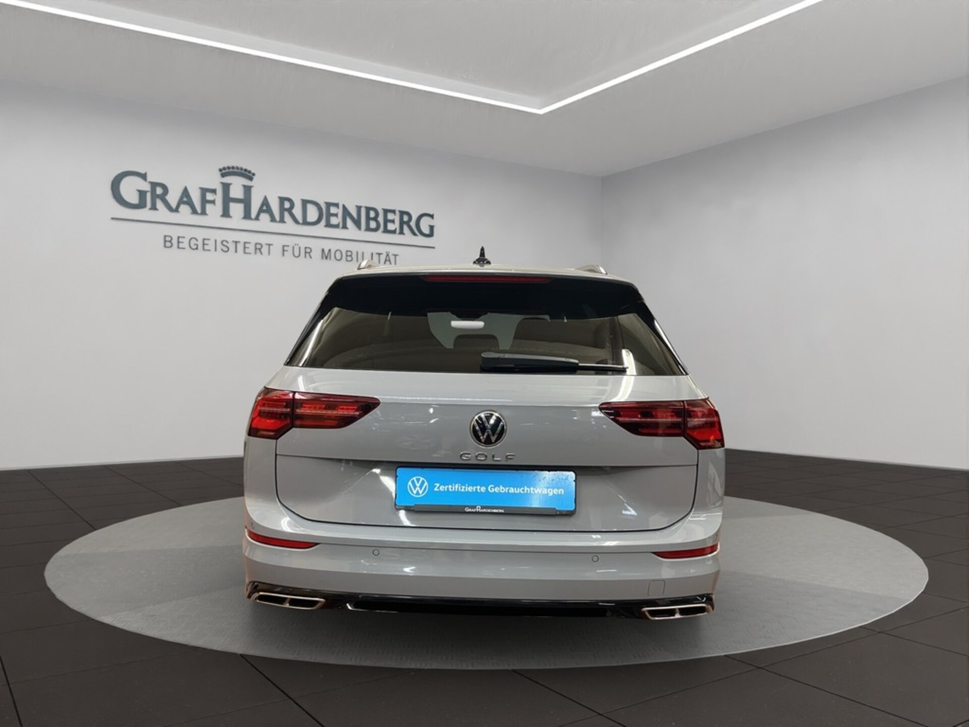 Volkswagen Golf Variant R-Line