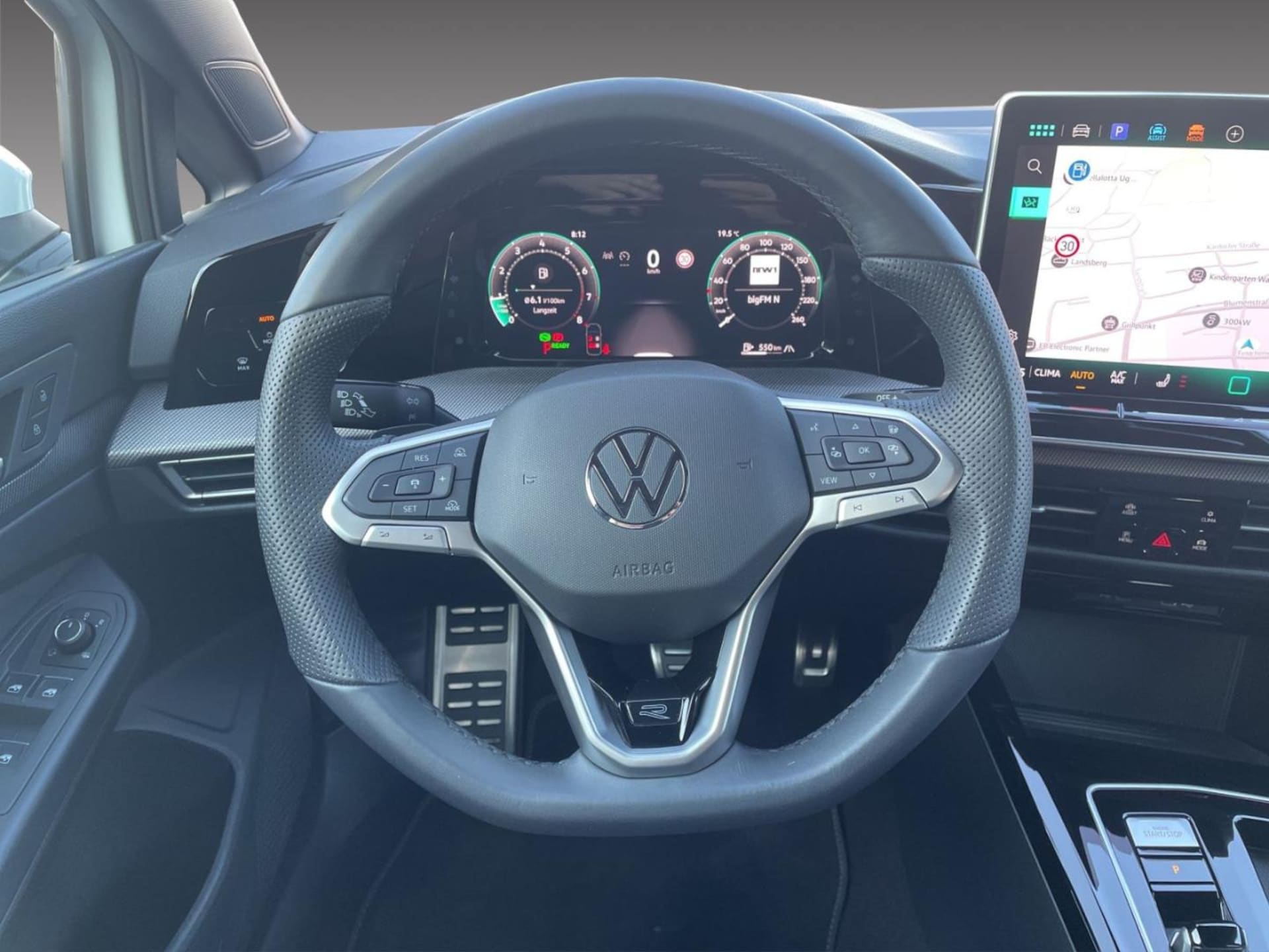 Volkswagen Golf R-Line