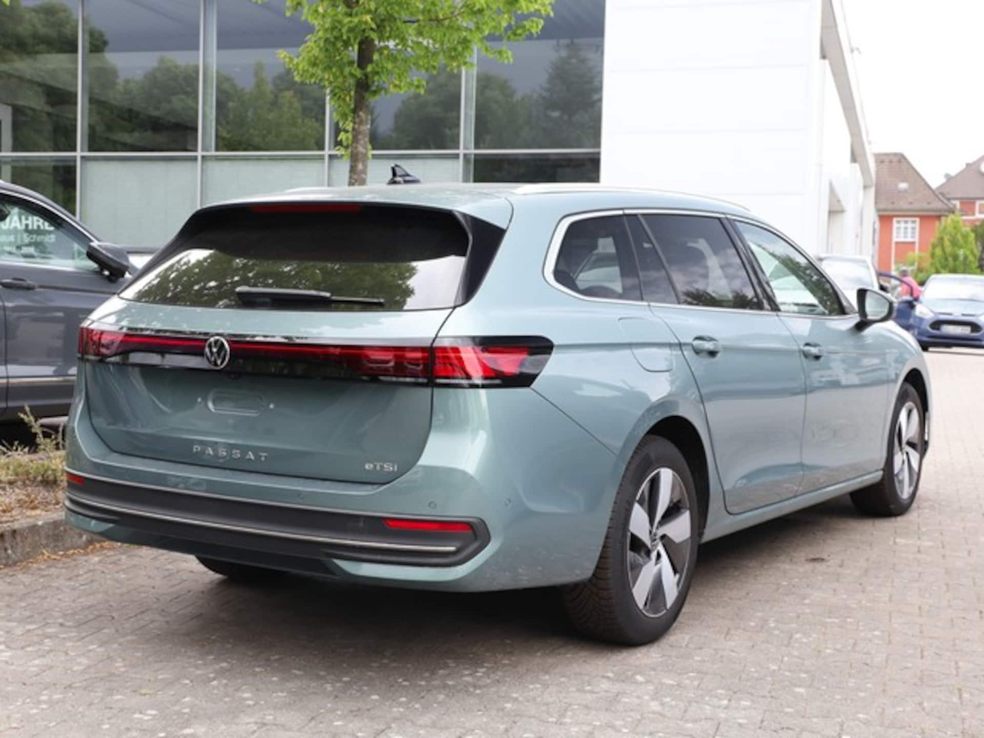 Volkswagen Passat Business