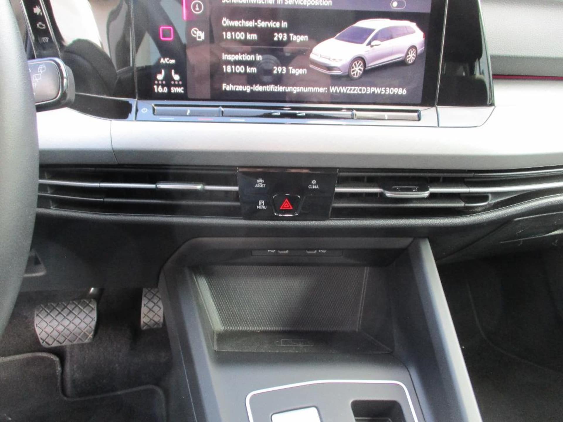 Volkswagen Golf Variant Life