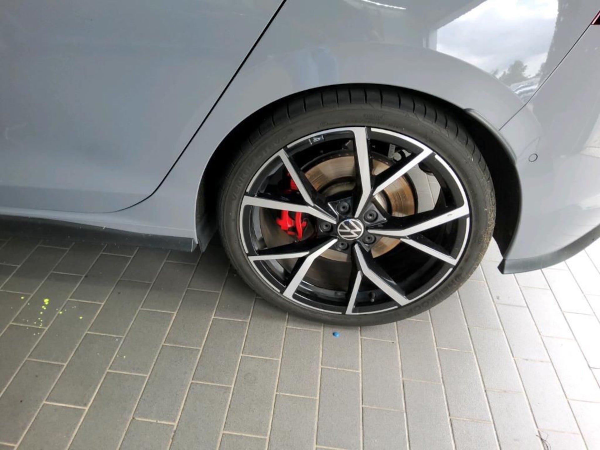 Volkswagen Golf GTI