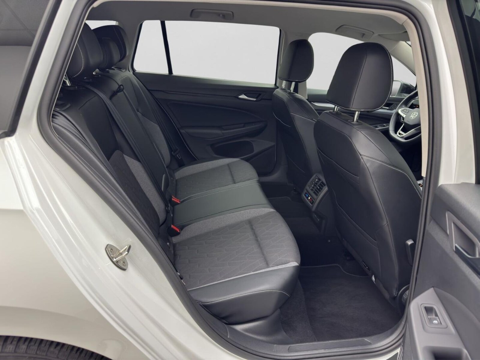 Volkswagen Golf Variant – Bild 6