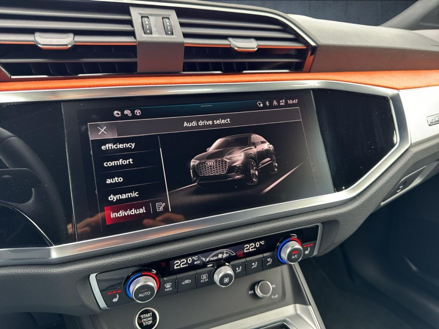 Bild über Audi Q3 Sportback TFSI quattro 140 kW S tronic - für weitere Informationen kontaktieren Sie den Audi Partner