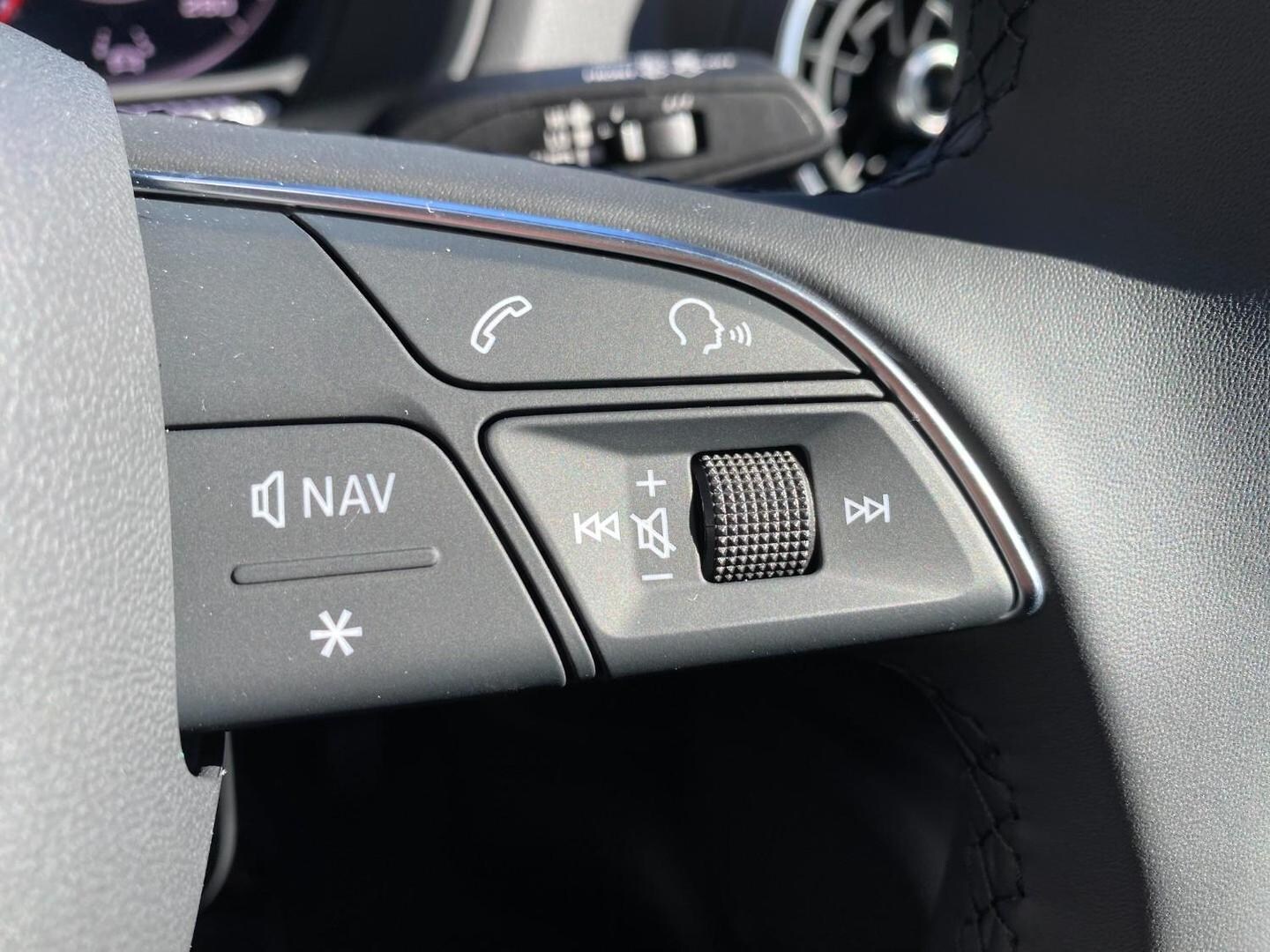 Image about Audi Q2 35 TFSI S tronic