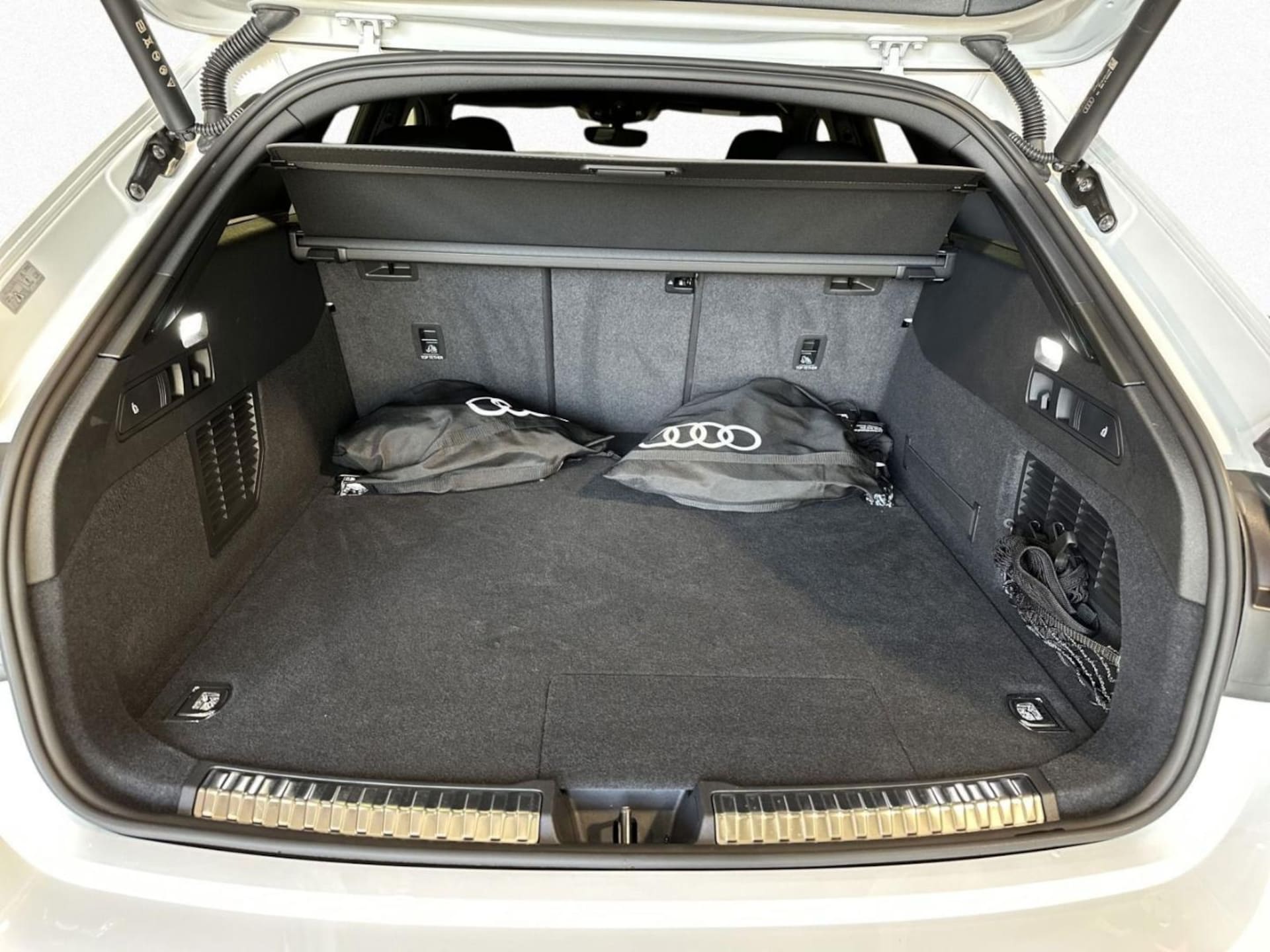 Audi A5 Avant e-hybrid