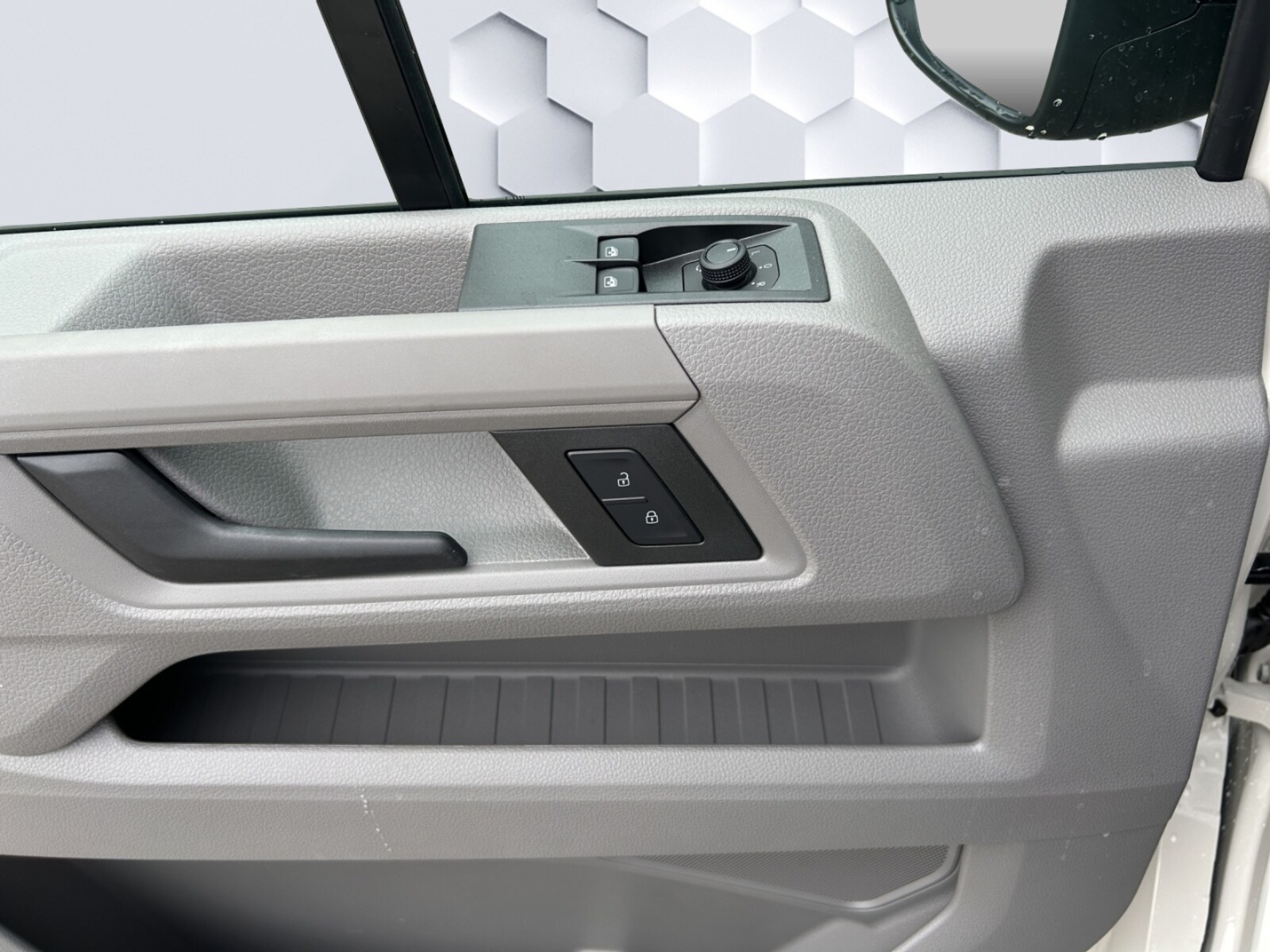 Volkswagen Crafter Kasten mittlerer Radstand – Bild 12