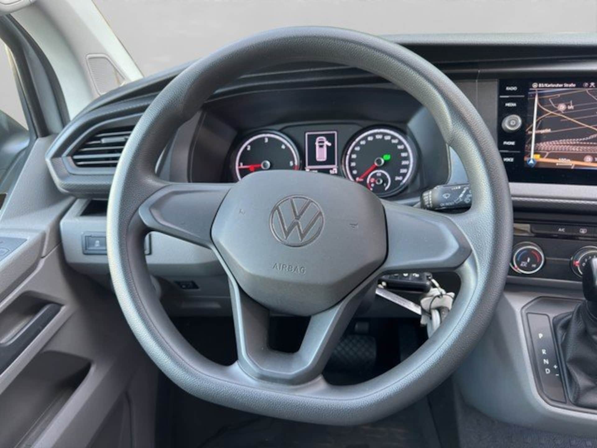 Volkswagen T6.1 Transporter Kasten langer Radstand