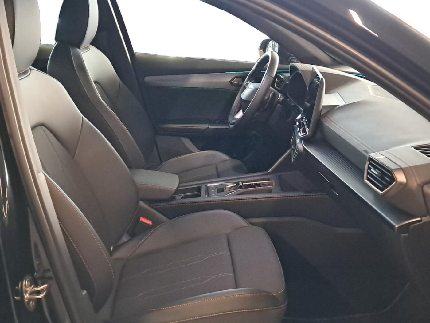 CUPRA Formentor 1.5 TSI e-Hybrid DSG 150 kW (204 CV) — photo 5