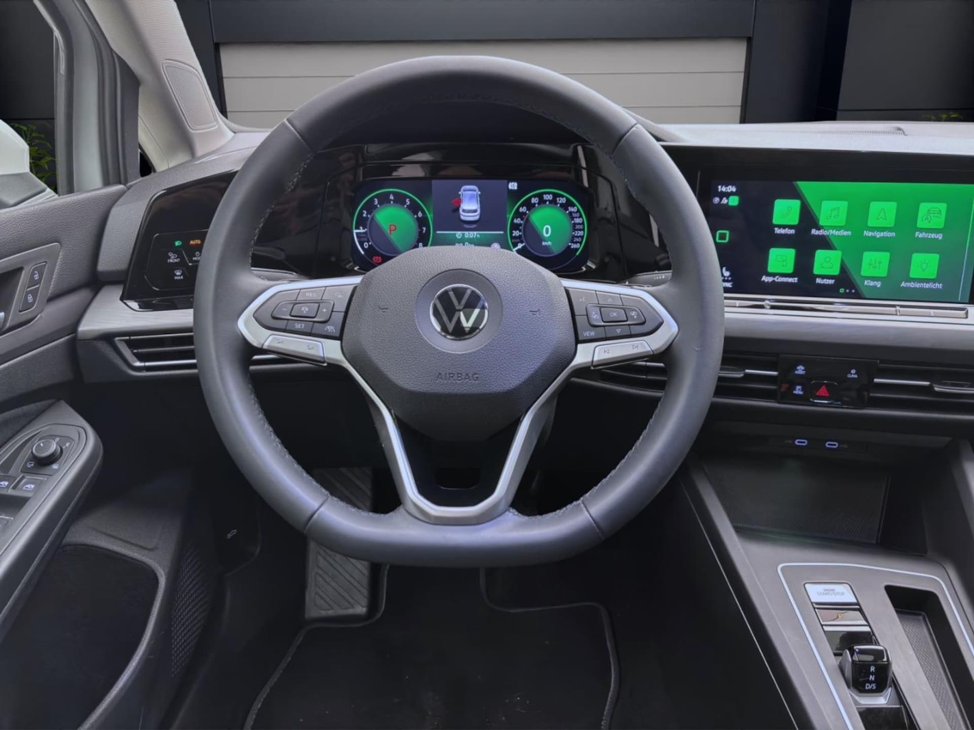 Volkswagen Golf Style