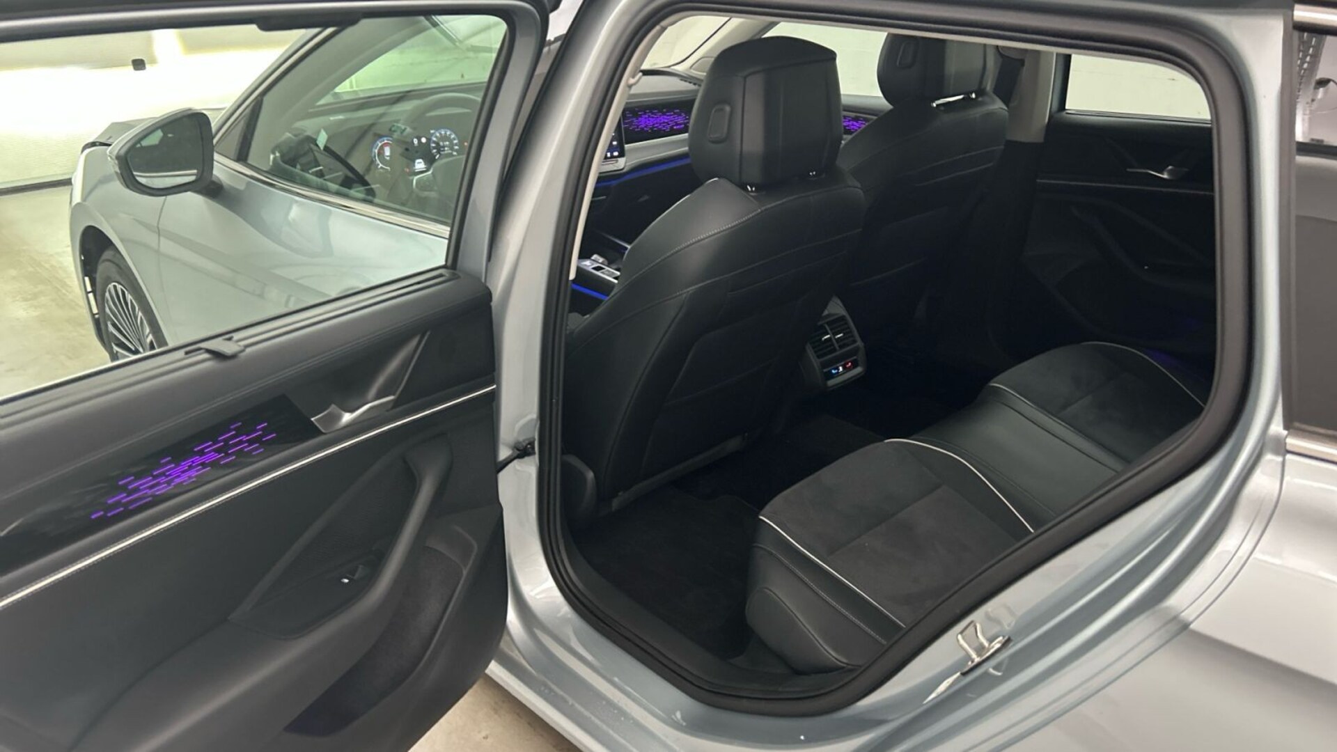 Volkswagen Passat Elegance