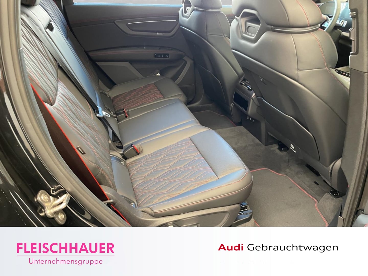 Bild über Audi Q7 SUV TDI quattro 220 kW tiptronic - für weitere Informationen kontaktieren Sie den Audi Partner
