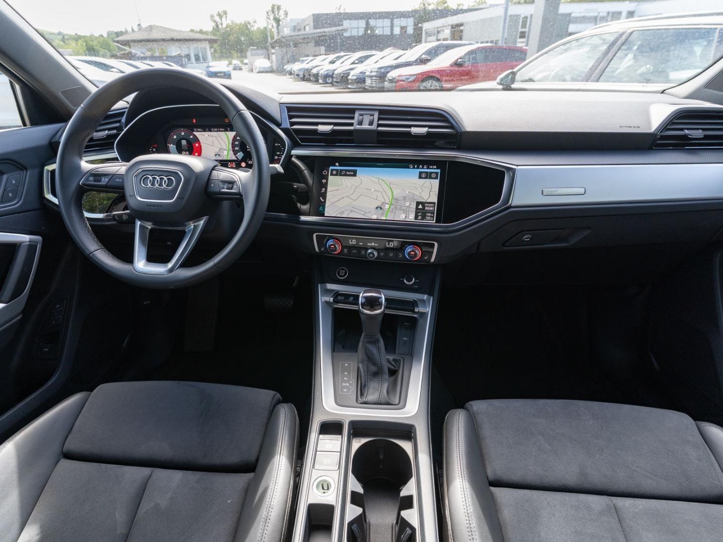 Bild über Audi Q3 Sportback S line 35 TDI S tronic - für weitere Informationen kontaktieren Sie den Audi Partner