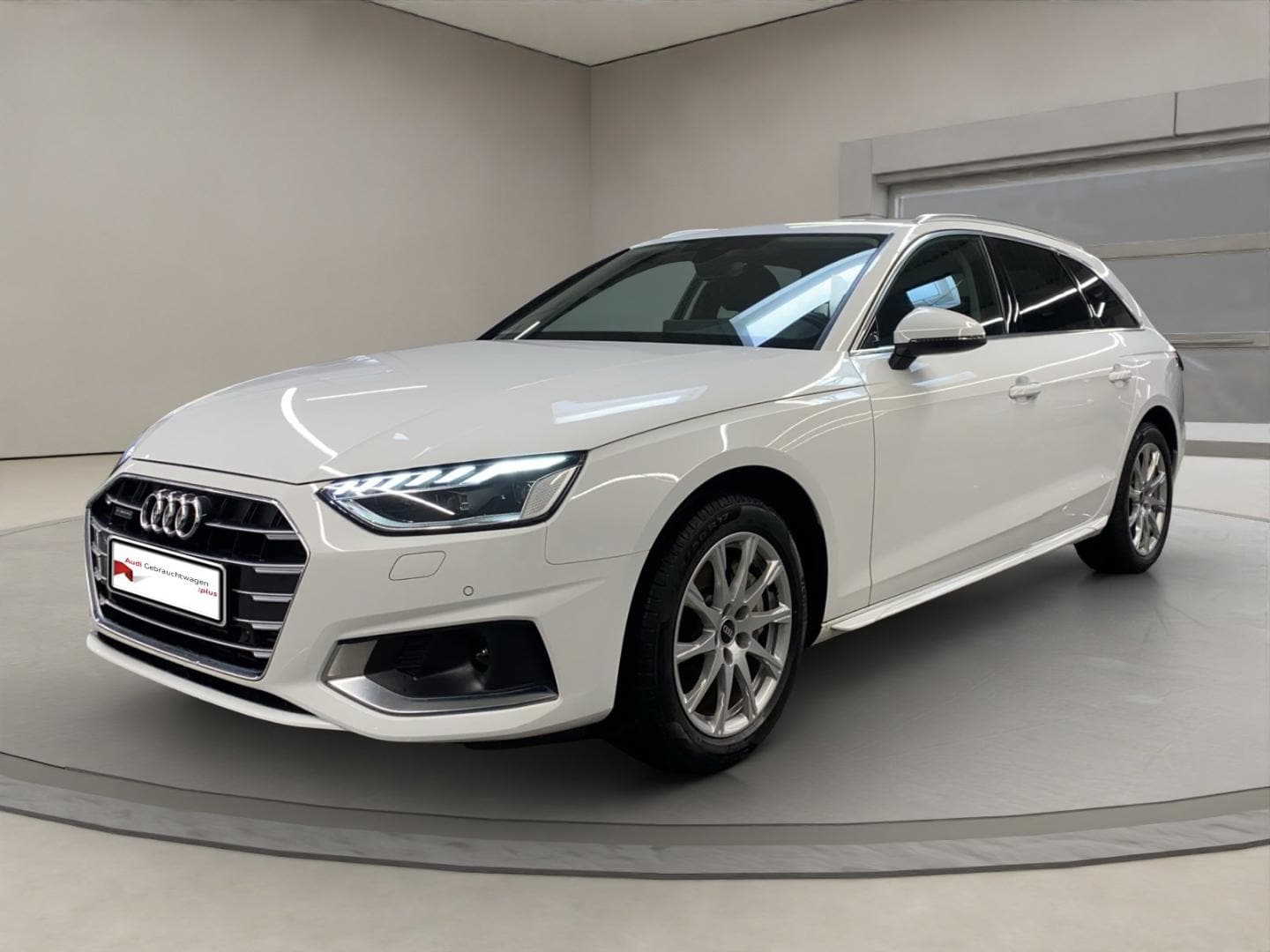 Bild über Audi A4 Avant advanced 40 TFSI quattro S tronic - für weitere Informationen kontaktieren Sie den Audi Partner