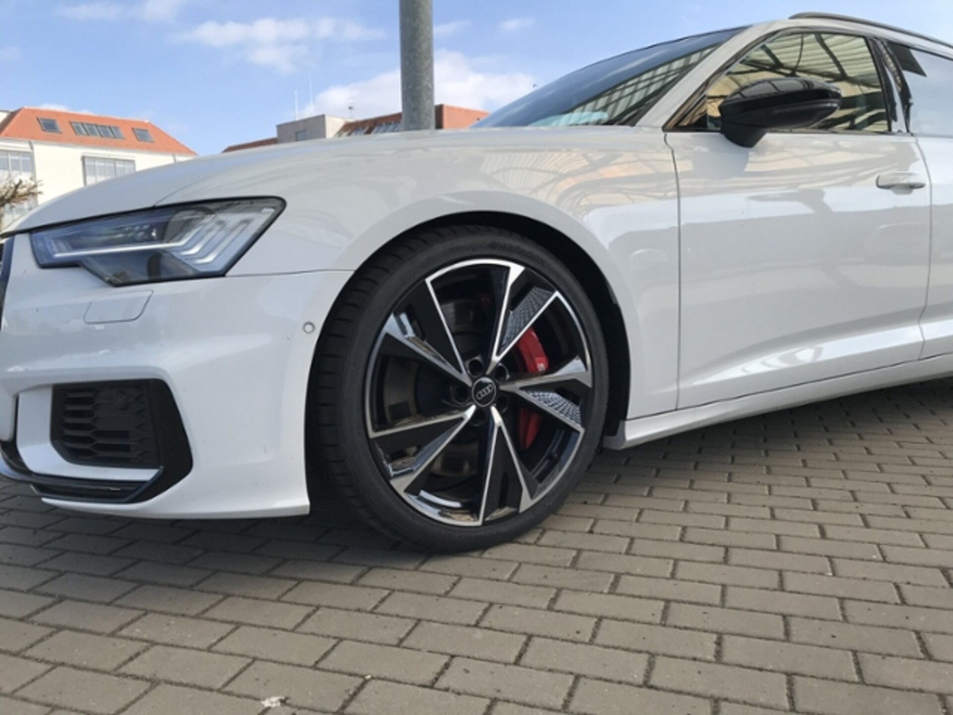 Audi S6 Avant