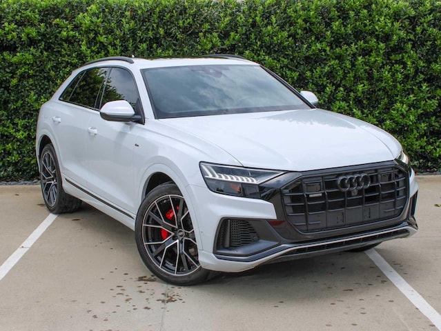 2023 Audi Q8